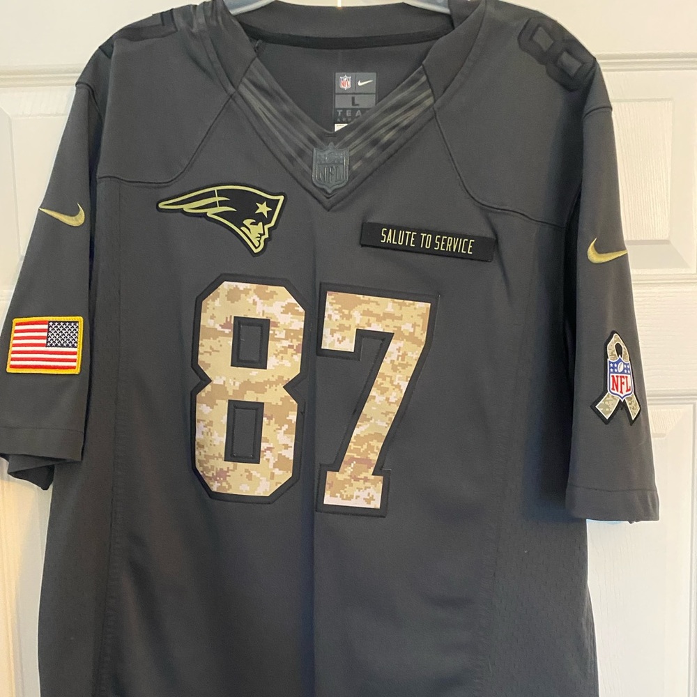 New England Patriot, Military edition, Gronkowski (87) jersey